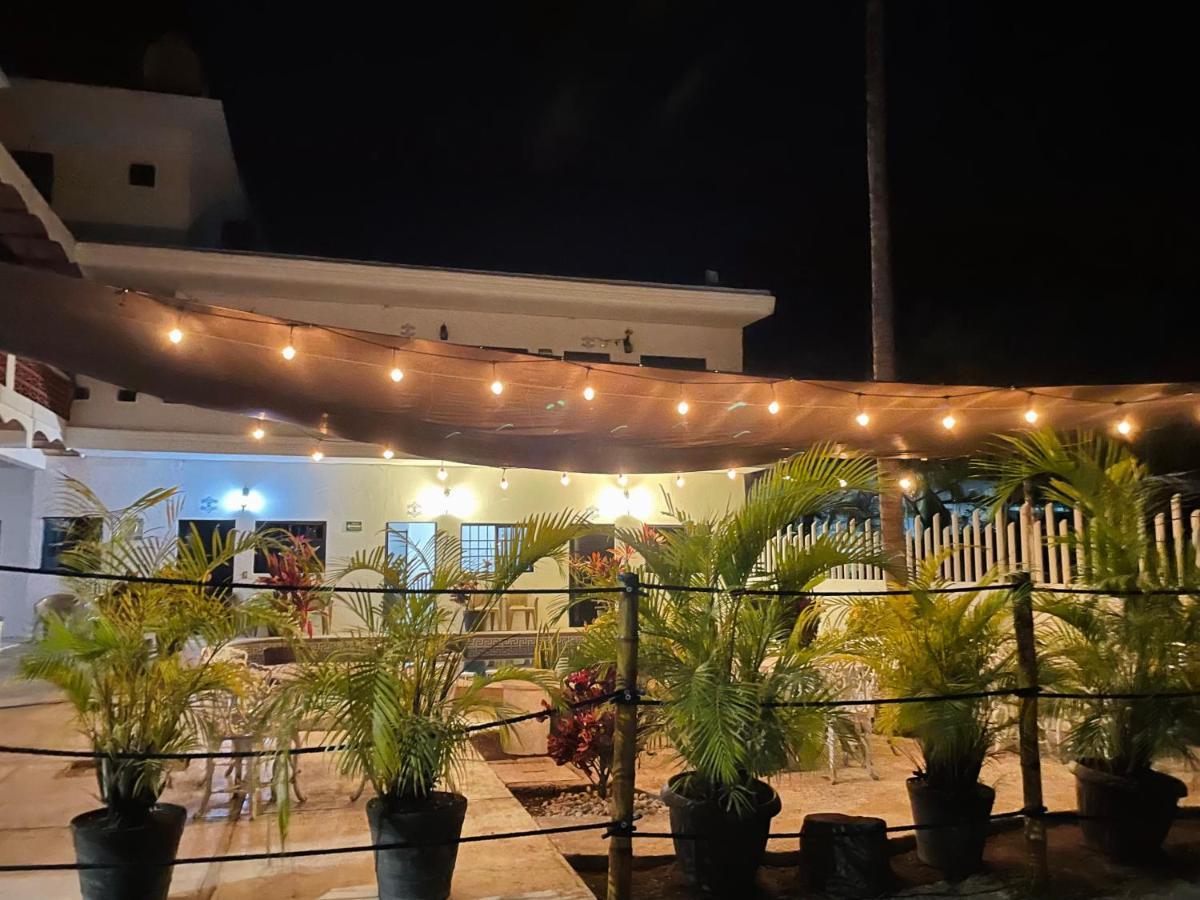 Hotel Kale -Iztac Лос Аяла Екстериор снимка